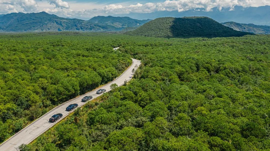 尊享體驗(yàn)+風(fēng)景試駕 | 新BMW7系首場西區(qū)臻享之旅騰沖開啟 